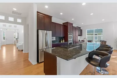 13933 Morgan Drive NE, Redmond, WA 98053 - Photo 8