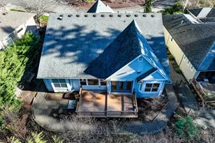 13933 Morgan Dr NE, Redmond, WA 98053 - Photo 32