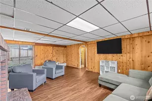 9233 S 239th St, Kent, WA 98031 - Photo 32