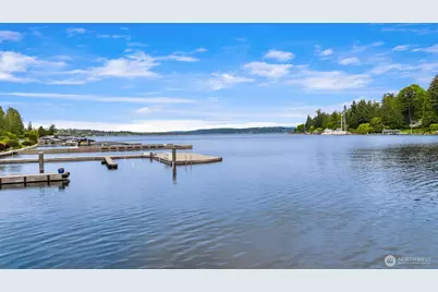 3234 78th Place NE, Medina, WA 98039 - Photo 2