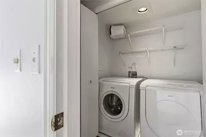 314 25th Avenue E, Seattle, WA 98112 - Photo 14