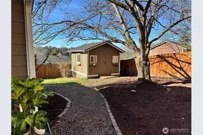 10521 Lake View Drive, Lake Stevens, WA 98258 - Photo 4