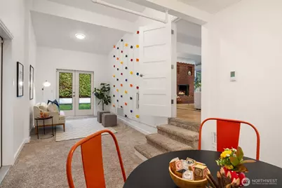 8046 Fairway Drive NE, Seattle, WA 98115 - Photo 14