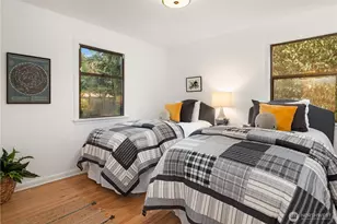 8046 Fairway Dr NE, Seattle, WA 98115 - Photo 16