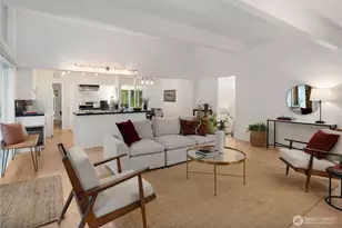 8046 Fairway Dr NE, Seattle, WA 98115 - Photo 12