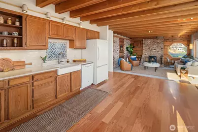 7609 SW 259th Street, Vashon, WA 98070 - Photo 12