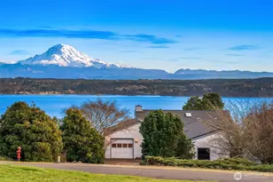 7609 SW 259th St, Vashon, WA 98070 - Photo 1