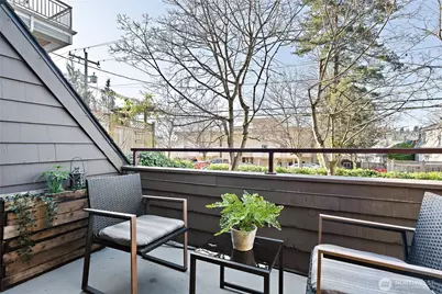 3030 14th Avenue W #106, Seattle, WA 98119 - Photo 16