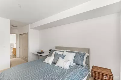 1525 NW 57th Street #302, Seattle, WA 98107 - Photo 8