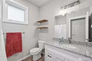 8470 Golden Valley Dr, Maple Falls, WA 98266 - Photo 20