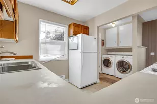 1717 Cedar St, Everett, WA 98201 - Photo 14