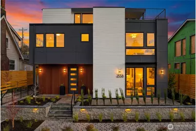 2558 30th Avenue W, Seattle, WA 98199 - Photo 1