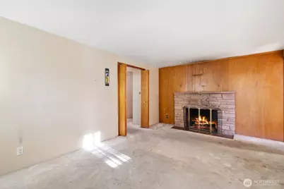 11122 Luther Avenue S, Seattle, WA 98178 - Photo 8