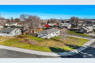 114 W Knolls Vista Drive, Moses Lake, WA 98837 - Photo 2