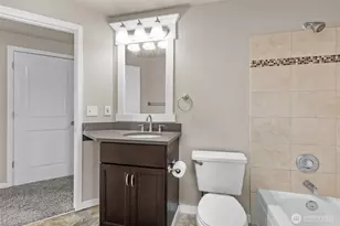 9815 Holly Dr, Everett, WA 98204 - Photo 16