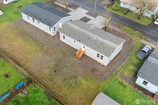 601 Helton St, Castle Rock, WA 98611 - Photo 40