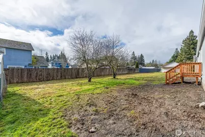 601 Helton Street #1/2, Castle Rock, WA 98611 - Photo 28