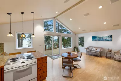 453 Jackrabbit Lane, Oak Harbor, WA 98277 - Photo 10