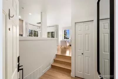 18638 NE 55th Way #LL1863, Redmond, WA 98052 - Photo 2