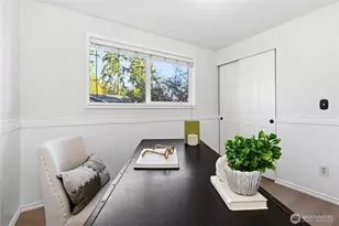 9211 NE 136th Pl, Kirkland, WA 98034 - Photo 12