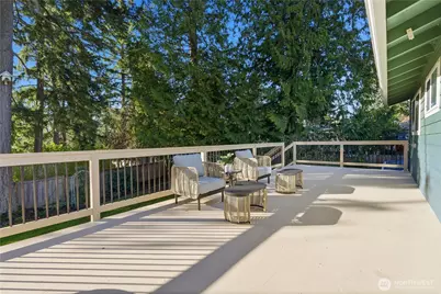 9211 NE 136th Pl, Kirkland, WA 98034 - Photo 16