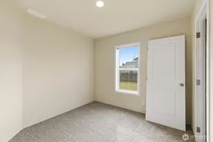 601 Helton St, Castle Rock, WA 98611 - Photo 32