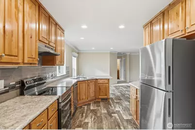 601 Helton Street, Castle Rock, WA 98611 - Photo 12