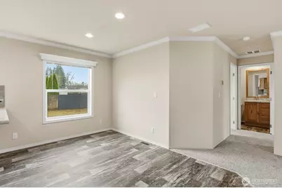 601 Helton Street, Castle Rock, WA 98611 - Photo 8