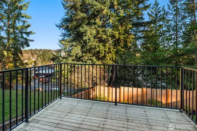 1023 109th Avenue SE, Bellevue, WA 98004 - Photo 20