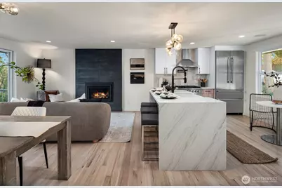 1023 109th Avenue SE, Bellevue, WA 98004 - Photo 6