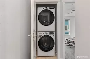 8321 NE 176th Ct, Kenmore, WA 98028 - Photo 22