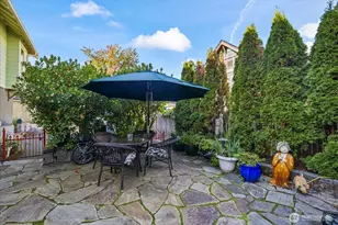 5833 Woodlawn Ave N, Seattle, WA 98103 - Photo 36