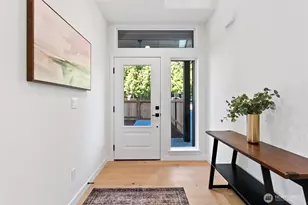 1707 NE 117th St, Seattle, WA 98125 - Photo 6