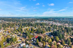 1707 NE 117th St, Seattle, WA 98125 - Photo 36