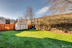 215 Sycamore St, Woodland, WA 98674 - Photo 22