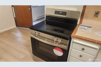 2845 21st Avenue W, Seattle, WA 98199 - Photo 20