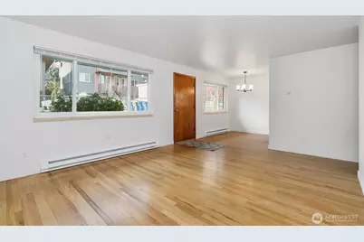 2845 21st Avenue W, Seattle, WA 98199 - Photo 12