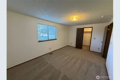 9012 47th Avenue E, Tacoma, WA 98446 - Photo 8