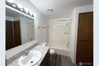 9012 47th Avenue E, Tacoma, WA 98446 - Photo 10