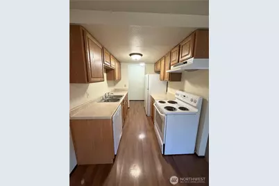 9012 47th Avenue E, Tacoma, WA 98446 - Photo 14