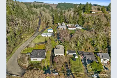 209 W Chenault Avenue, Hoquiam, WA 98550 - Photo 40