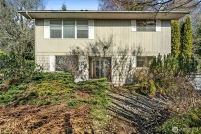 209 W Chenault Avenue, Hoquiam, WA 98550 - Photo 2