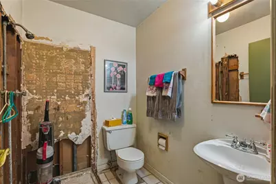 1219 S Highland Avenue, Tacoma, WA 98465 - Photo 12