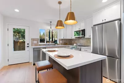 1709 NE 117th Street, Seattle, WA 98125 - Photo 14