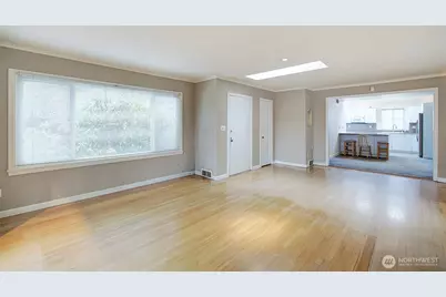 2559 NE 98th Street, Seattle, WA 98115 - Photo 12