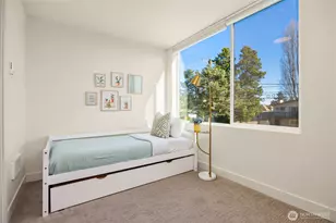 4515 Sunnyside Ave N, Seattle, WA 98103 - Photo 12