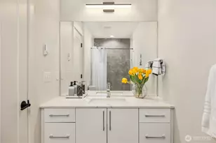 4515 Sunnyside Ave N, Seattle, WA 98103 - Photo 10