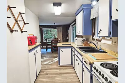 121 Bay View Avenue, Brinnon, WA 98320 - Photo 2