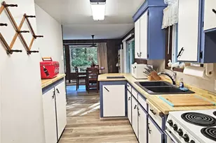 121 Bayview Ave, Brinnon, WA 98320 - Photo 2