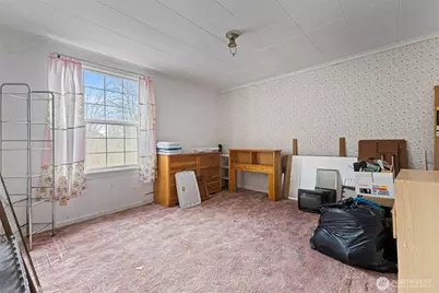 329 SE 2nd Street, South Prairie, WA 98385 - Photo 8